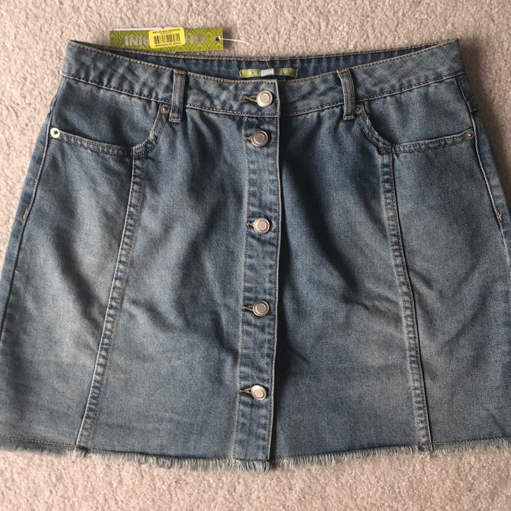 GIANNI BINI Denim Skirt Size Medium New With Tags